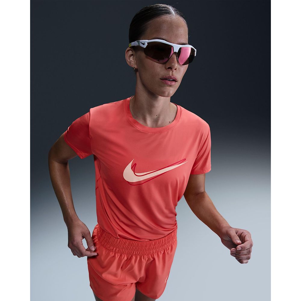 Camiseta Nike One SWSH | Feminina